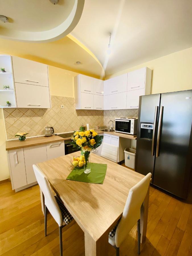 'M&M' Two Bedroom Apartment In Center Of بودفا المظهر الخارجي الصورة